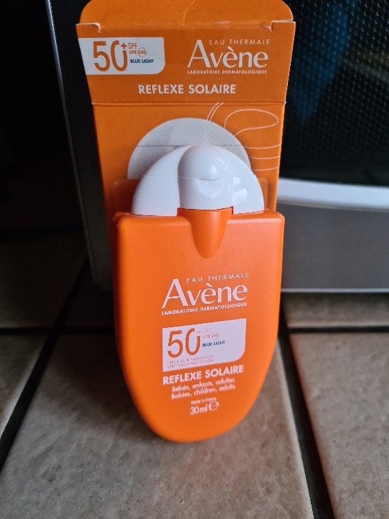 ضد آفتاب فلوییدی رفلکس اون (Avène Reflexe Solaire SPF 50+)